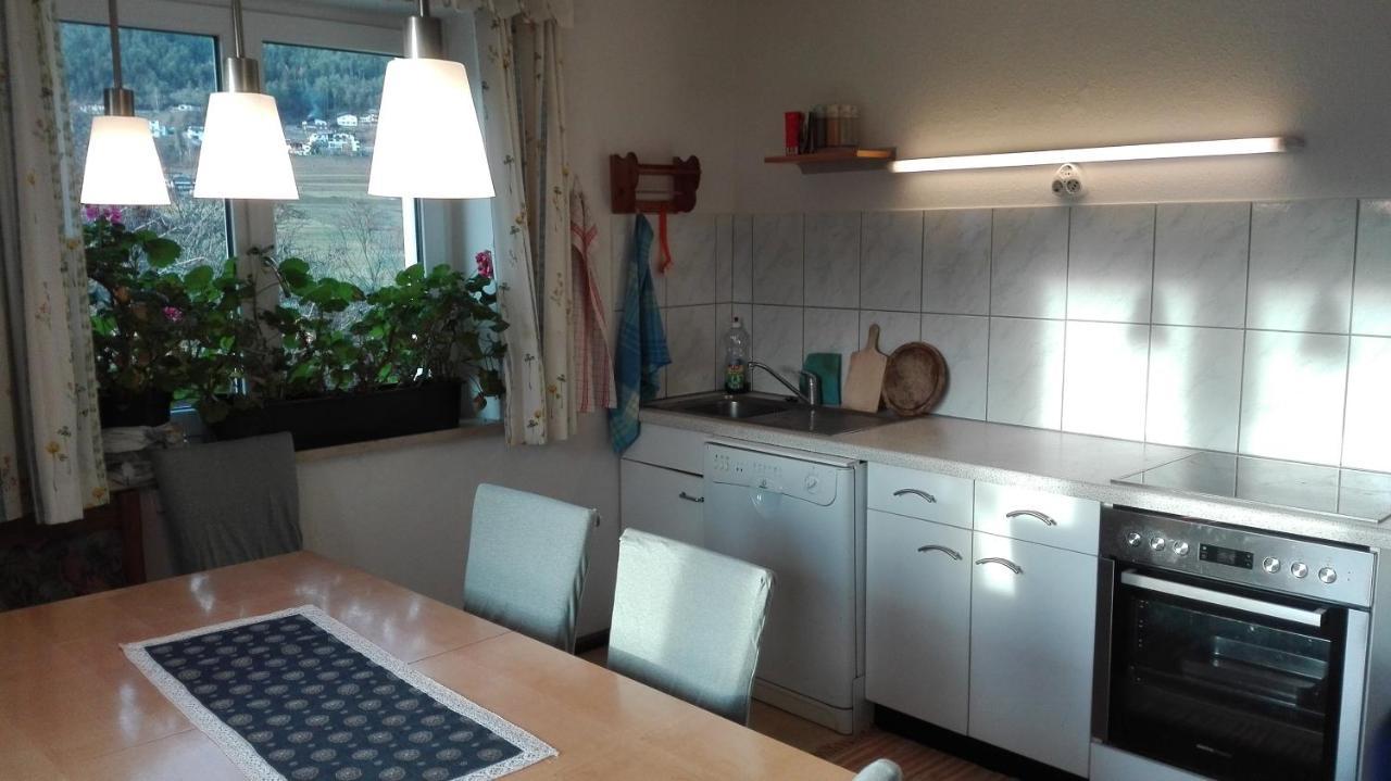 Haus Agerer Fewo 2. Stock Tarrenz Exteriör bild