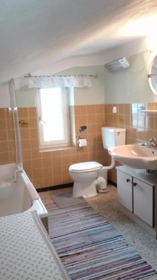 Haus Agerer Fewo 2. Stock Tarrenz Exteriör bild